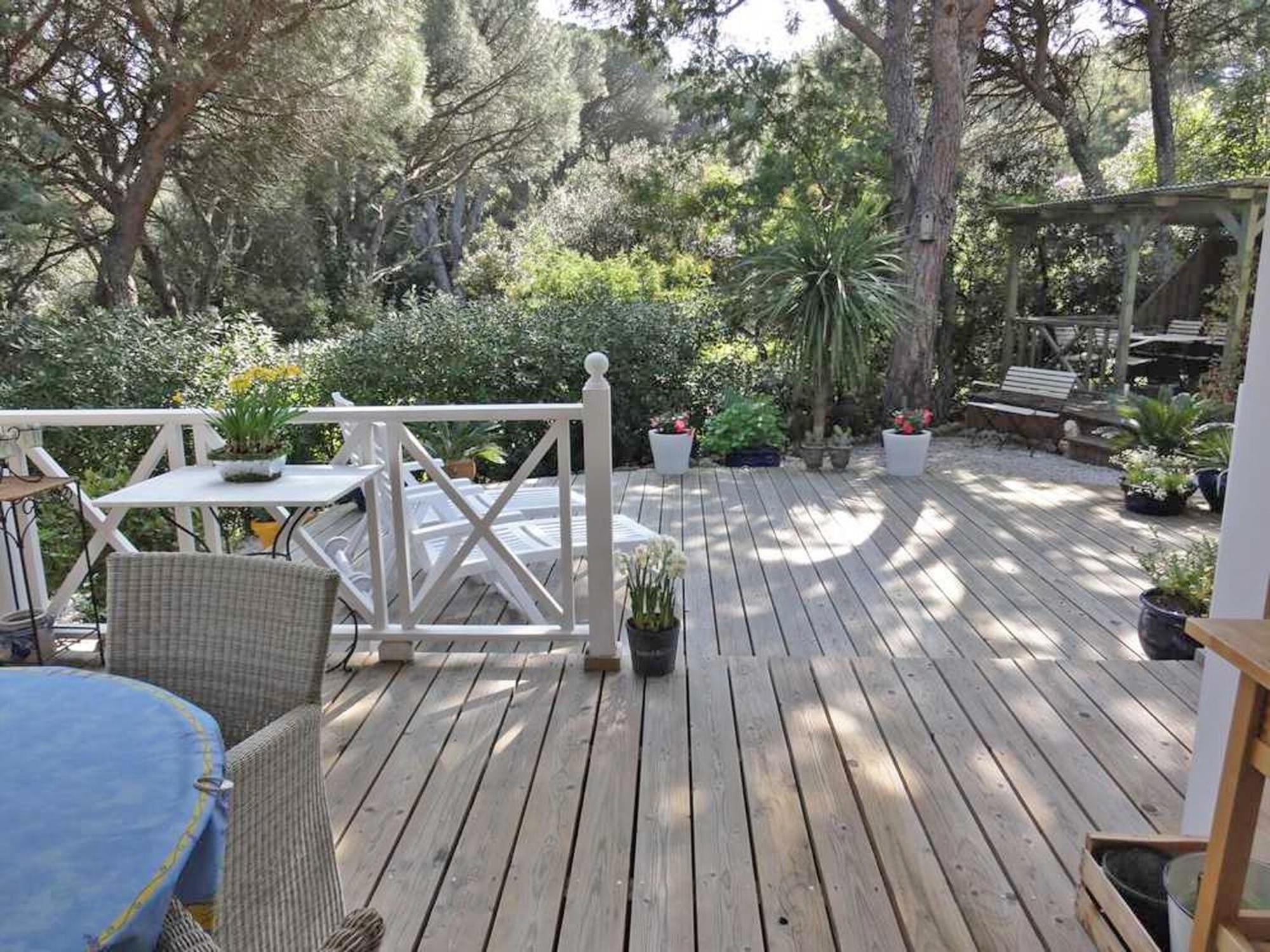 In Provence Near The Beaches Of Pampelonne Chalet